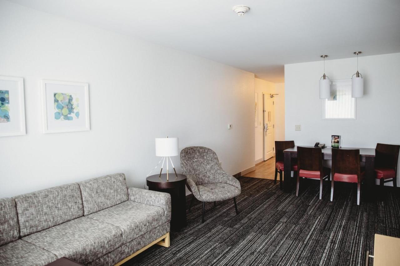 Towneplace Suites By Marriott Aberdeen Melrose Addition Экстерьер фото